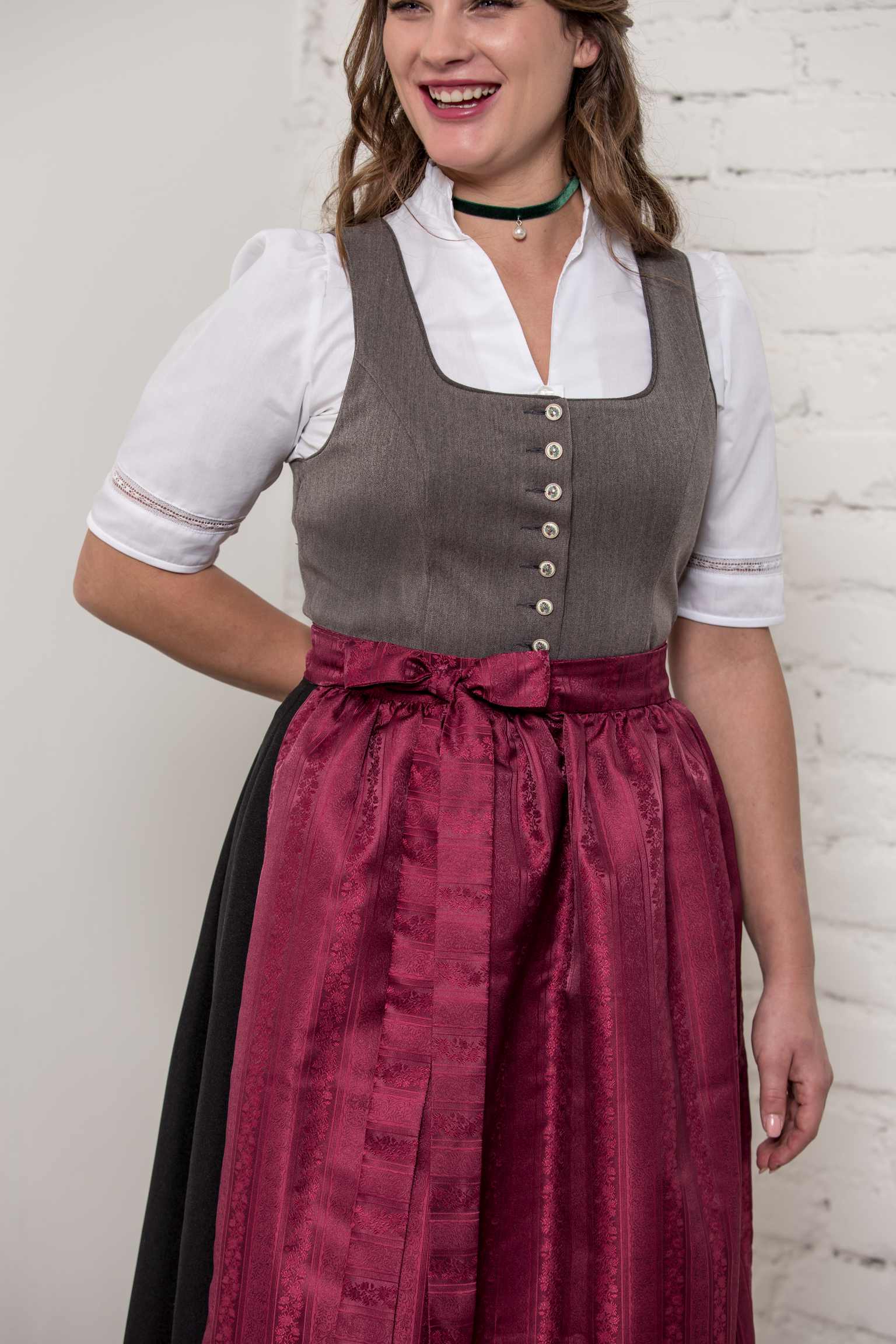 Helma/80 - Dirndl ohne Schürze Helma/80 - Dirndl ohne Schürze