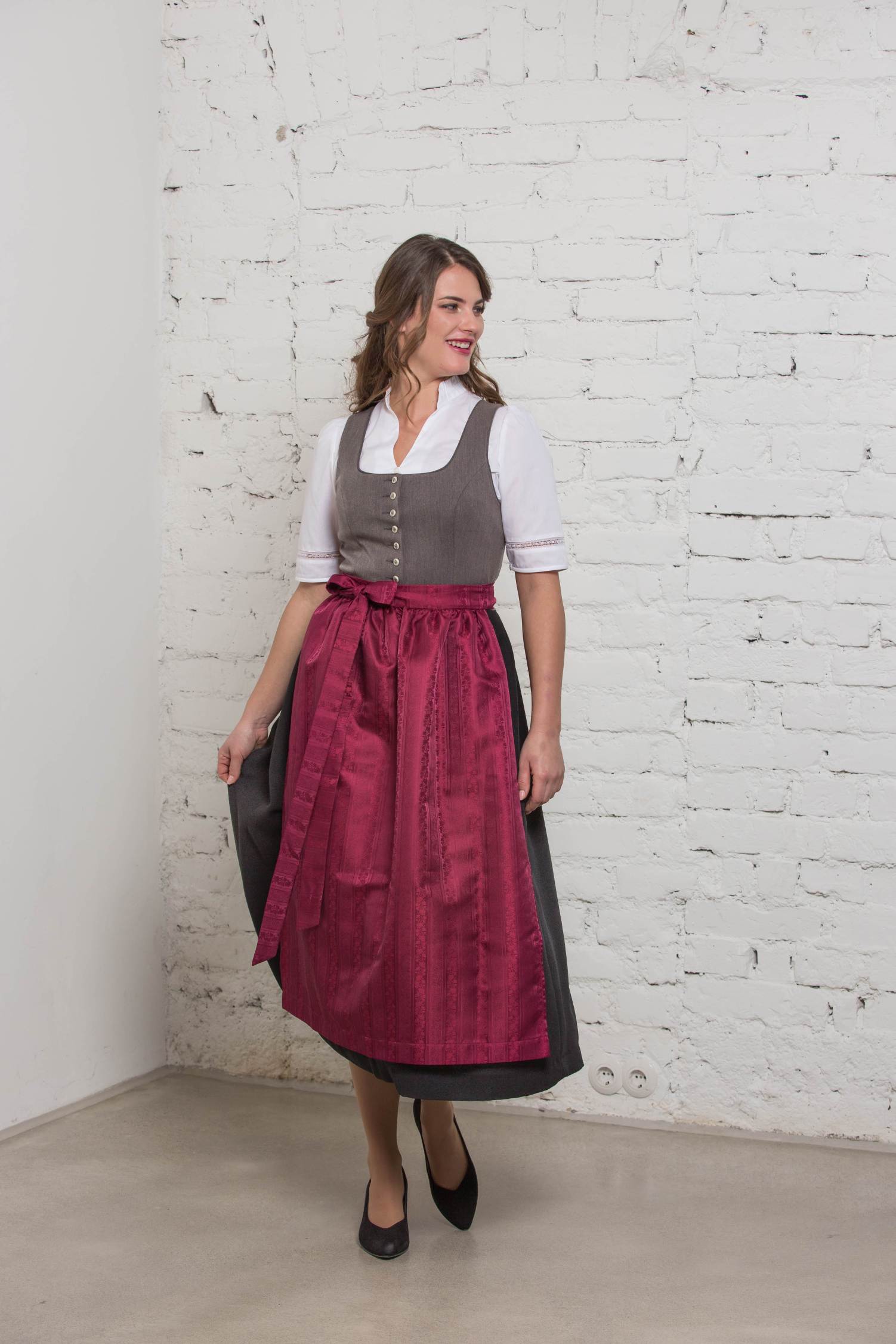 Helma/80 - Dirndl ohne Schürze Helma/80 - Dirndl ohne Schürze