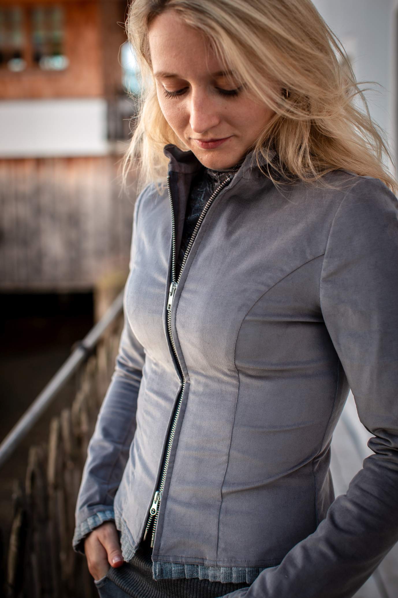 Stretchjacke aus Kord - Bella Susi Stretchjacke aus Kord - Bella Susi