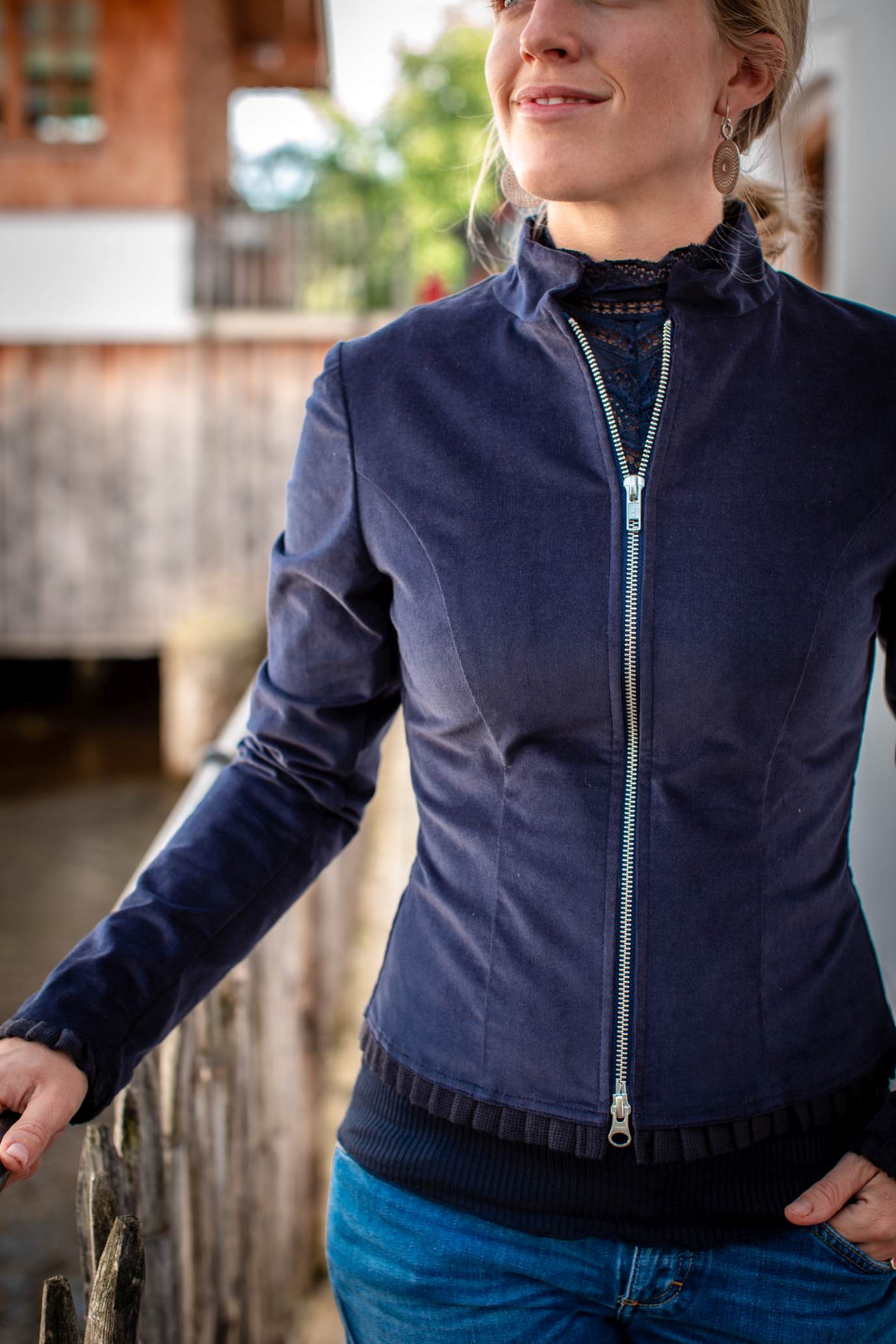 Stretchjacke aus Kord - Bella Susi Stretchjacke aus Kord - Bella Susi