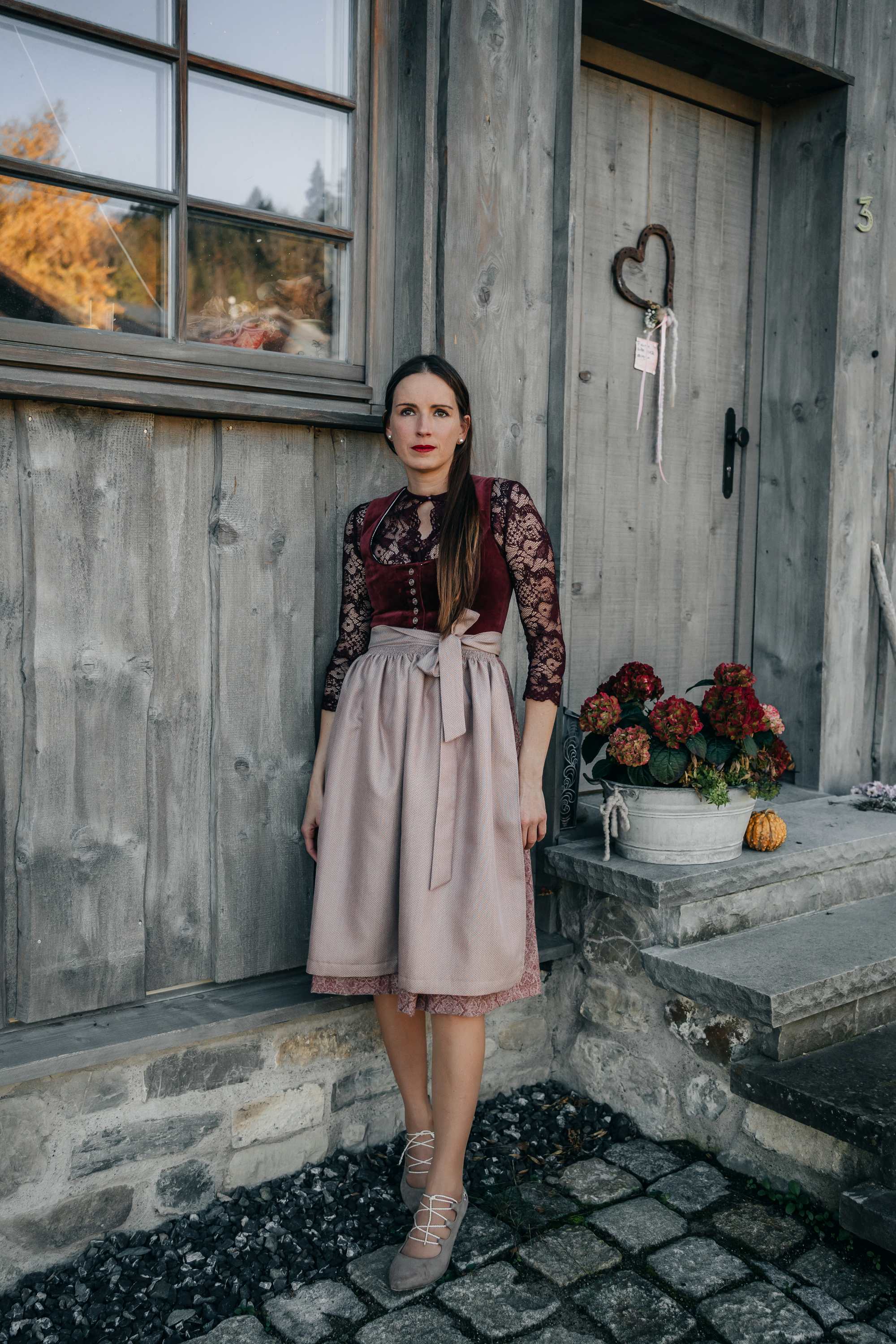 Dirndl Laura Mauve - Schaber - 21.673850 Dirndl Laura Mauve - Schaber - 21.673850