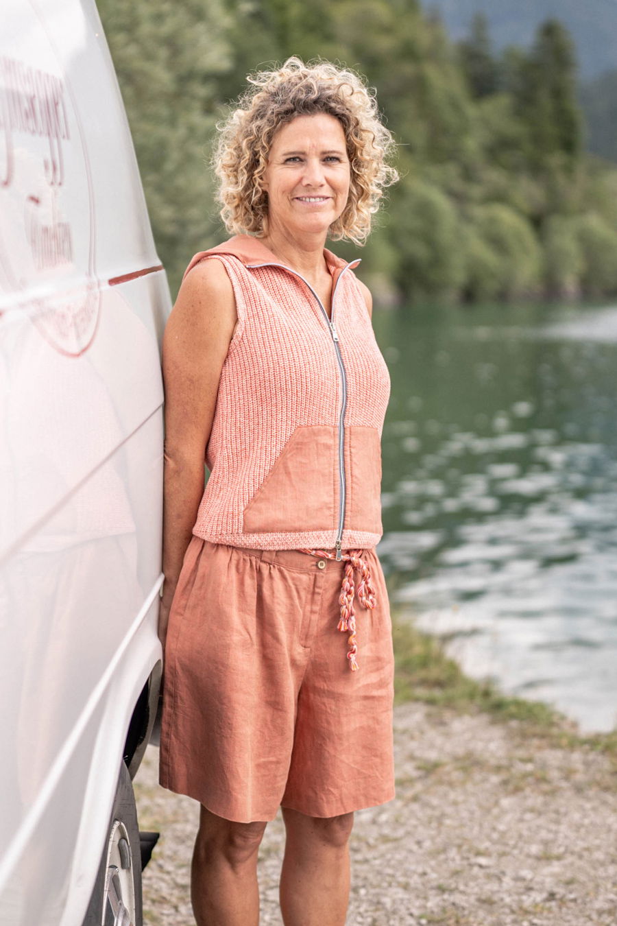 Shorts Wurmannsqzick Koralle Garmisch 2964 71.715884 40 ID 71 715884.3