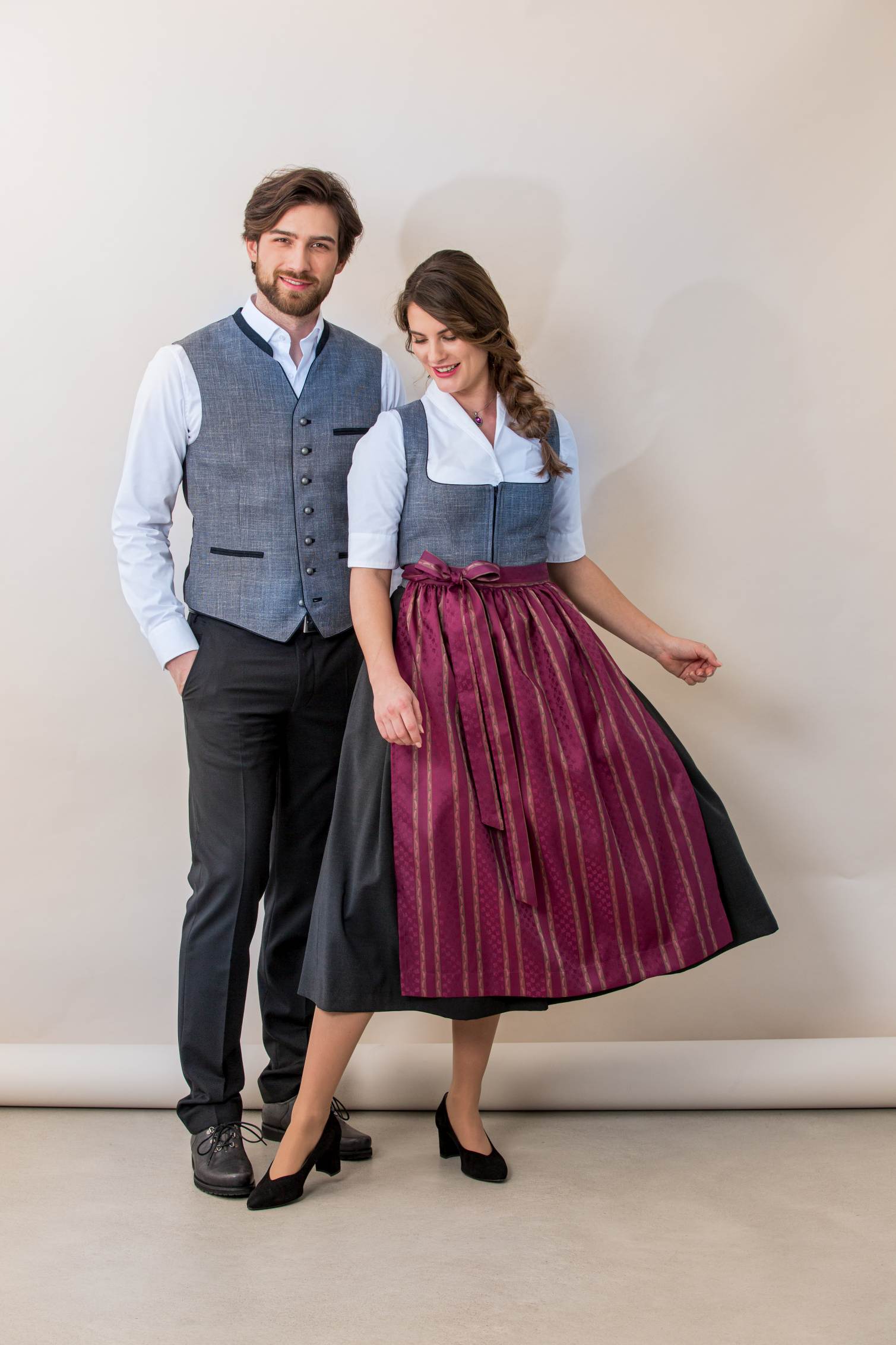 Karolin/80 - Dirndl ohne Schürze Karolin/80 - Dirndl ohne Schürze