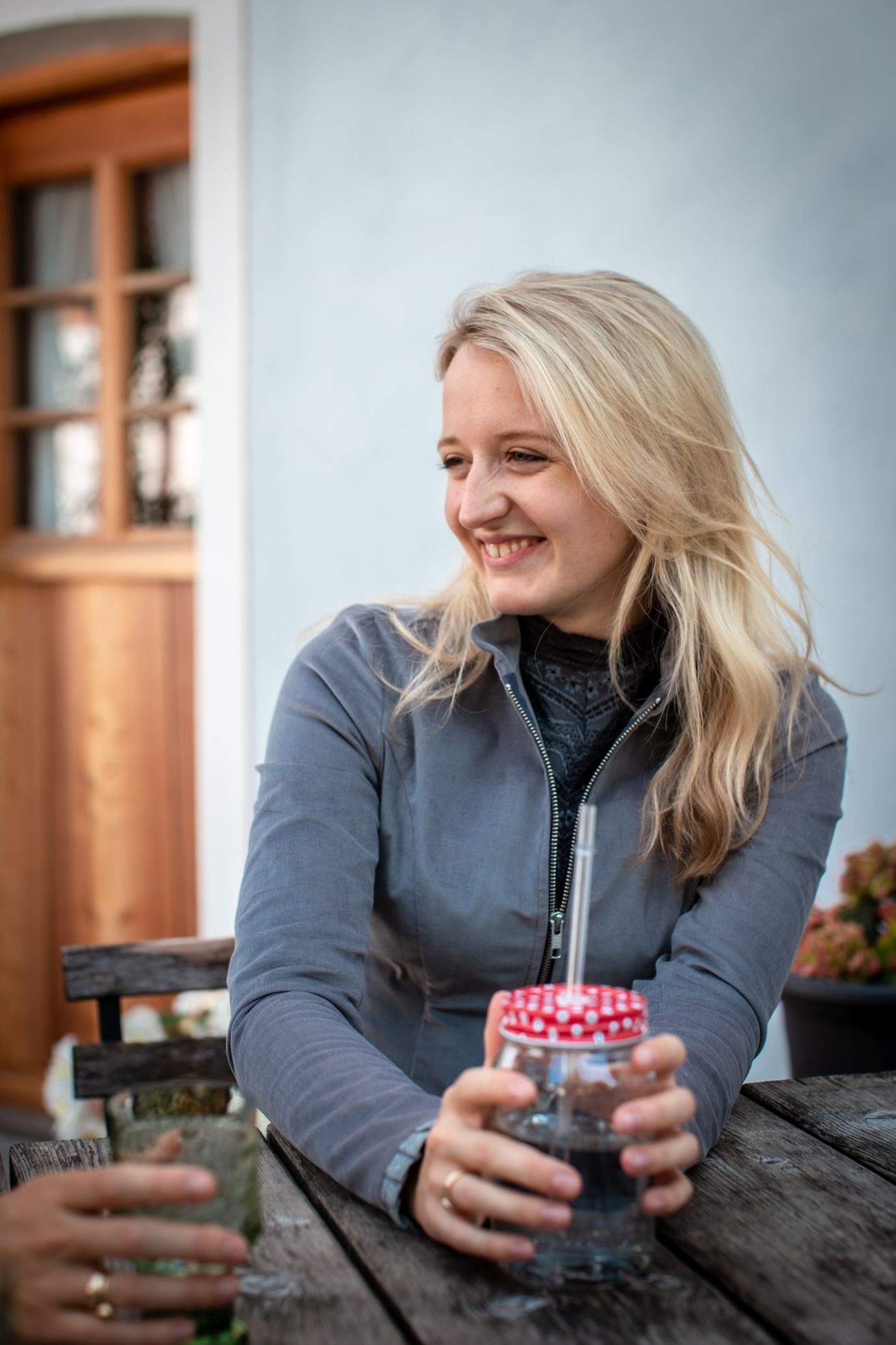 Stretchjacke aus Kord - Bella Susi Stretchjacke aus Kord - Bella Susi